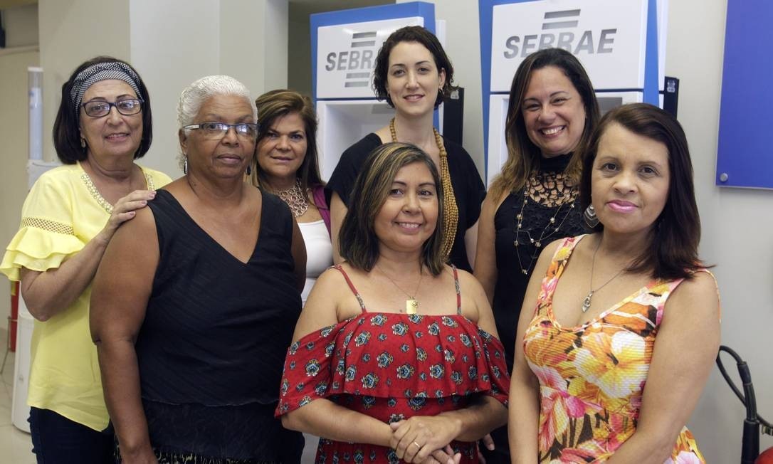 Mulheres do Projeto Lidera Mulher em São Gonçalo 